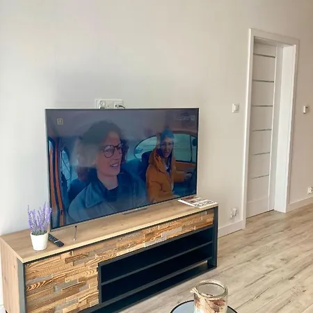 Nr 18 - Wakacyjna 5 ميلنو