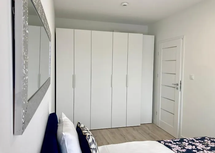 Apartment Nr 18 - Wakacyjna 5 *